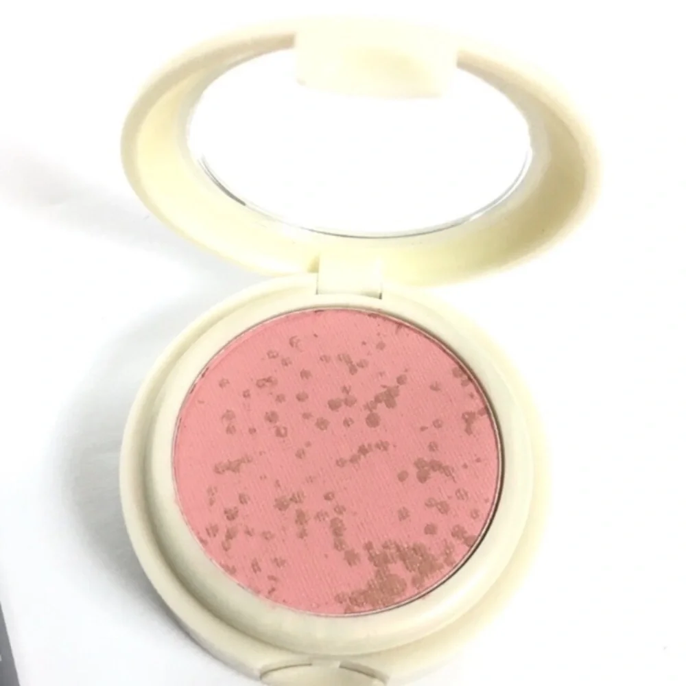 AVON Color Confetti Blush Peach Flecks Shimmer Powder